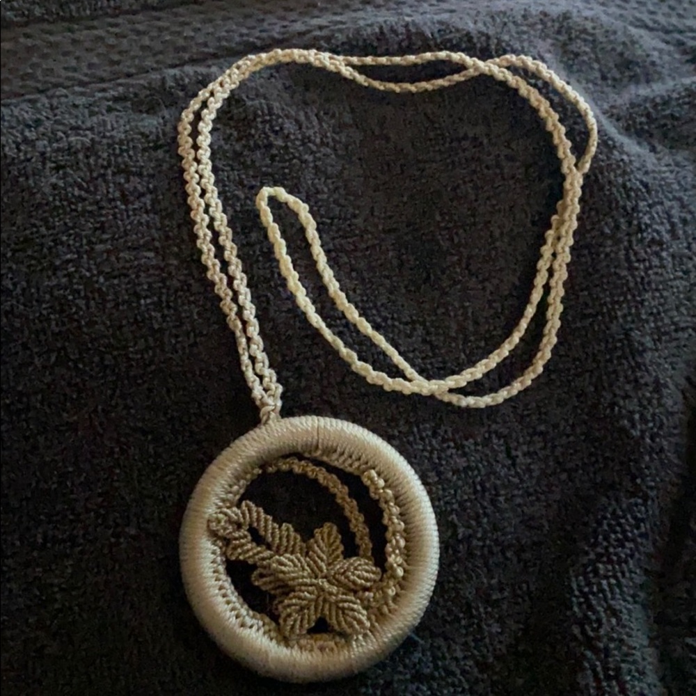 Crochet Cream Flower Necklace